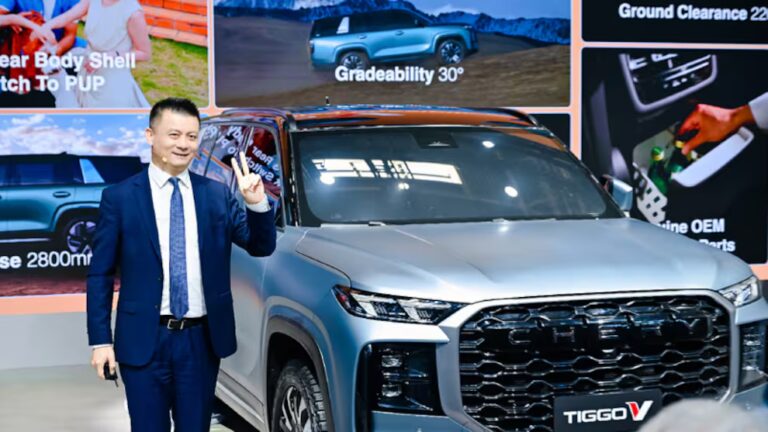 Salón de Beijing 2026: Chery presenta el nuevo Tiggo V y adelanta un 100% eléctrico para Chile